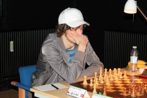 Read more about the article Chess House GM 8. runde